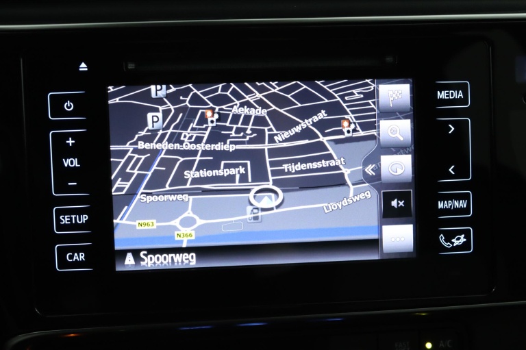 Toyota Auris - 1.8 Hybrid Energy Plus 28