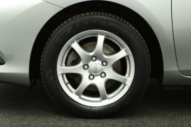 Toyota Auris - 1.8 Hybrid Energy Plus 38