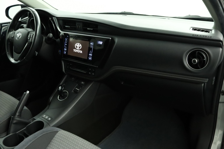 Toyota Auris - 1.8 Hybrid Energy Plus 43
