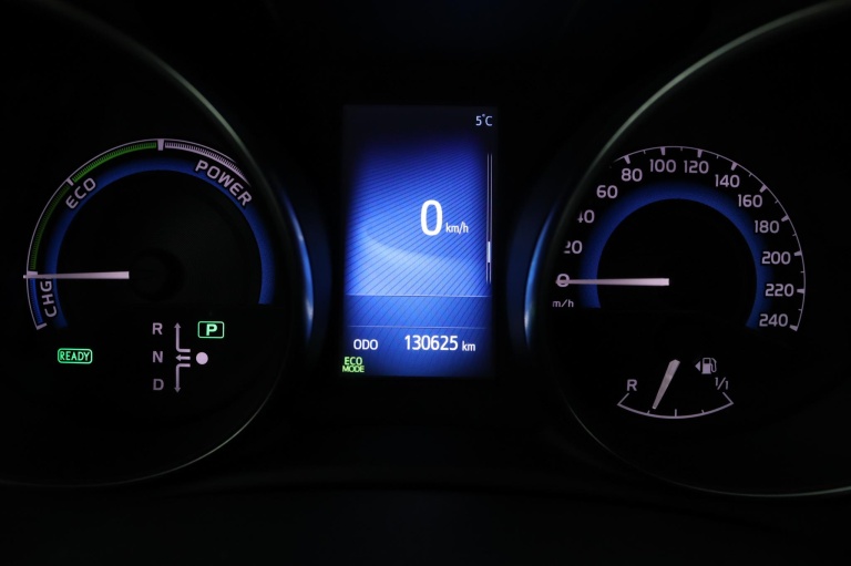 Toyota Auris - 1.8 Hybrid Energy Plus 49
