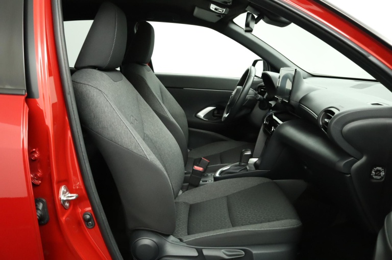 Toyota Yaris Cross - 1.5 Hybrid Dynamic 22