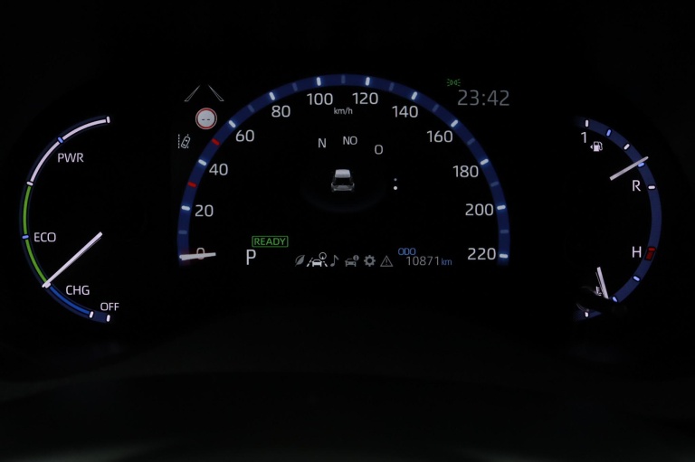 Toyota Yaris Cross - 1.5 Hybrid Dynamic 45