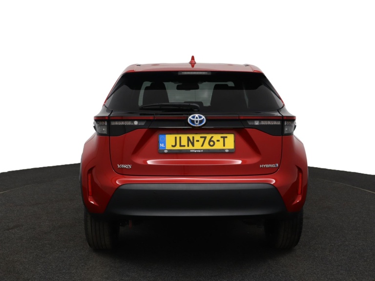 Toyota Yaris Cross - 1.5 Hybrid Dynamic 68