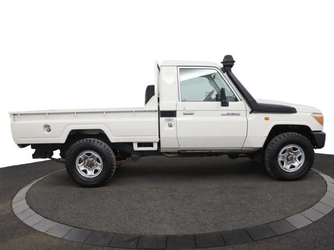 Toyota Land Cruiser HZJ79 - 4.2 6 cilinder