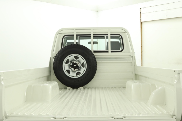 Toyota Land Cruiser HZJ79 - 4.2 6 cilinder 21