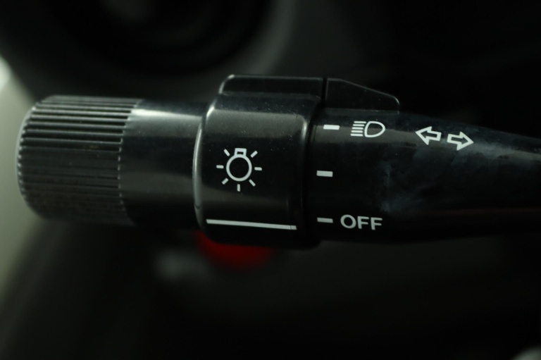 Toyota Land Cruiser HZJ79 - 4.2 6 cilinder 23