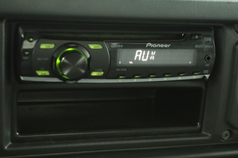 Toyota Land Cruiser HZJ79 - 4.2 6 cilinder 8