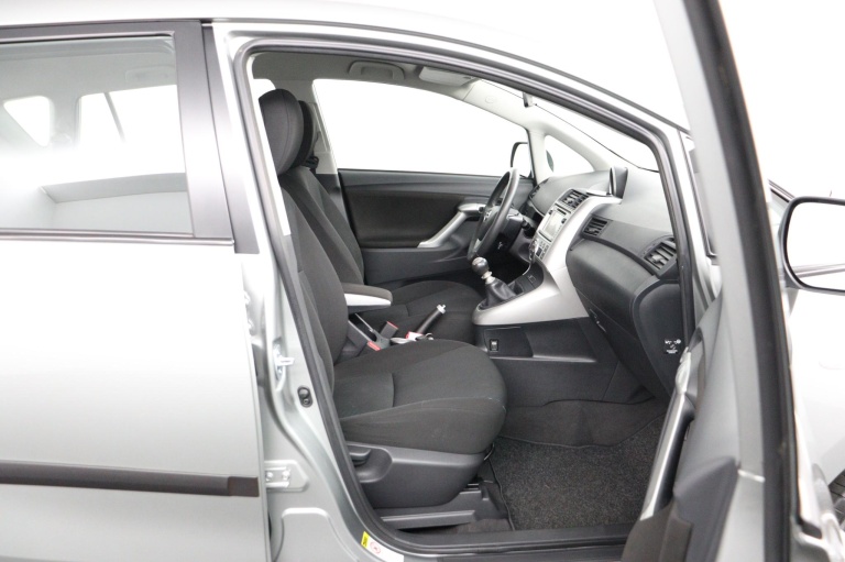 Toyota Verso - 1.8 VVT-i Aspiration 22