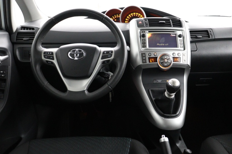 Toyota Verso - 1.8 VVT-i Aspiration 45