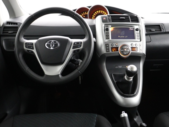 Toyota Verso - 1.8 VVT-i Aspiration