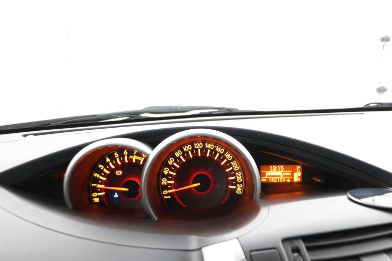 Toyota Verso - 1.8 VVT-i Aspiration 6