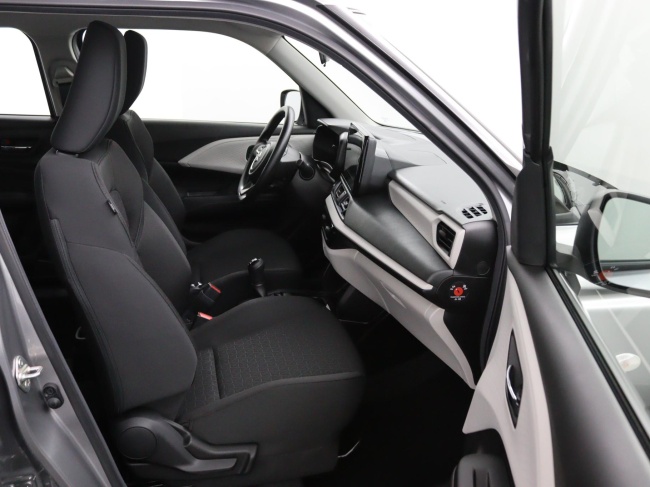 Suzuki Swift - 1.2 Comfort Smart Hybrid