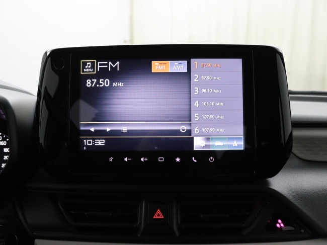 Suzuki Swift - 1.2 Comfort Smart Hybrid