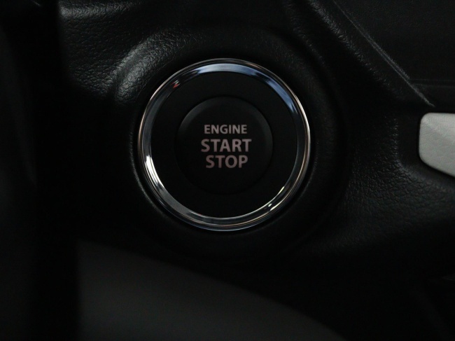 Suzuki Swift - 1.2 Comfort Smart Hybrid