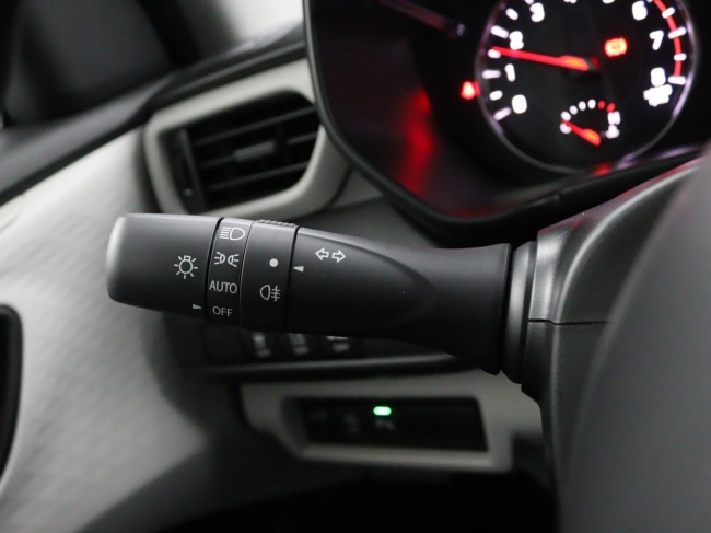 Suzuki Swift - 1.2 Comfort Smart Hybrid