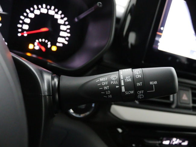 Suzuki Swift - 1.2 Comfort Smart Hybrid