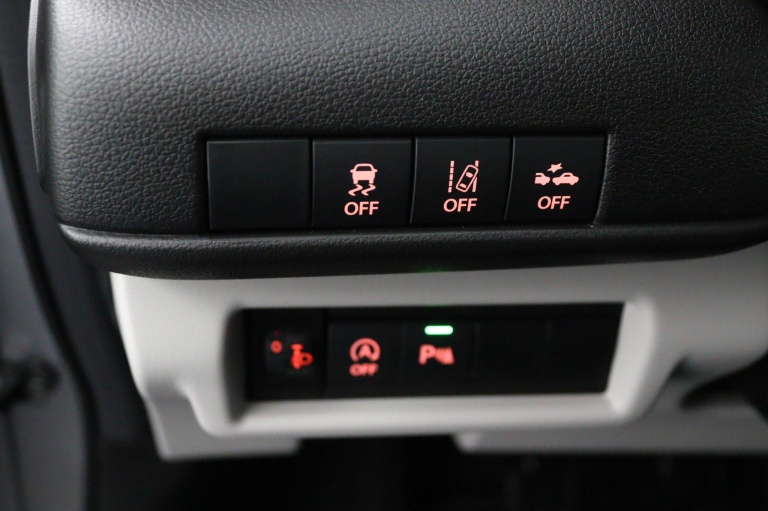 Suzuki Swift - 1.2 Comfort Smart Hybrid 25