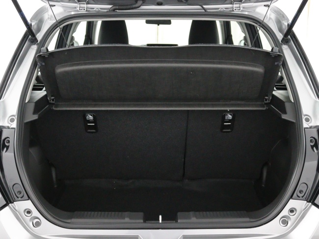 Suzuki Swift - 1.2 Comfort Smart Hybrid