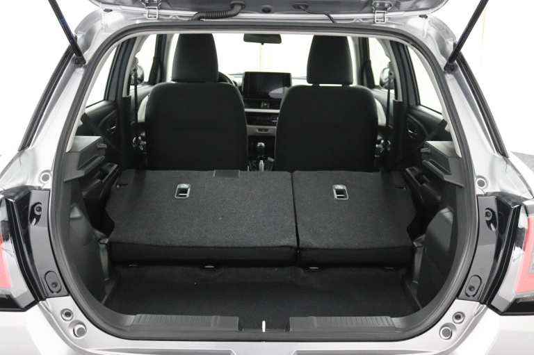 Suzuki Swift - 1.2 Comfort Smart Hybrid 28