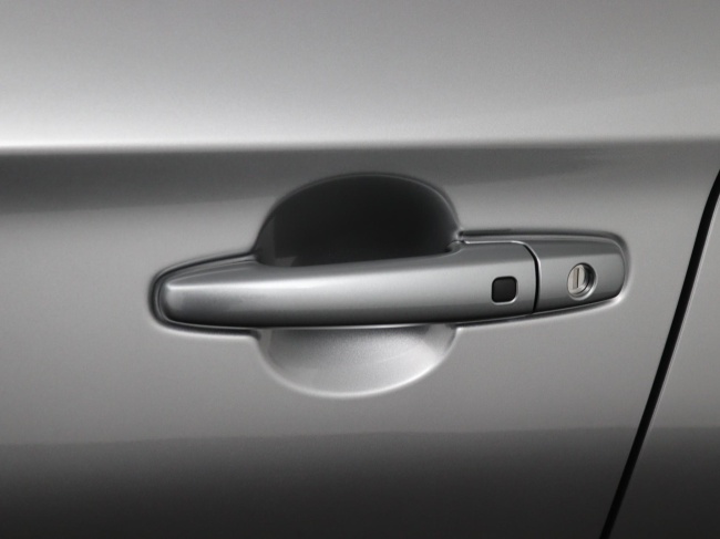 Suzuki Swift - 1.2 Comfort Smart Hybrid