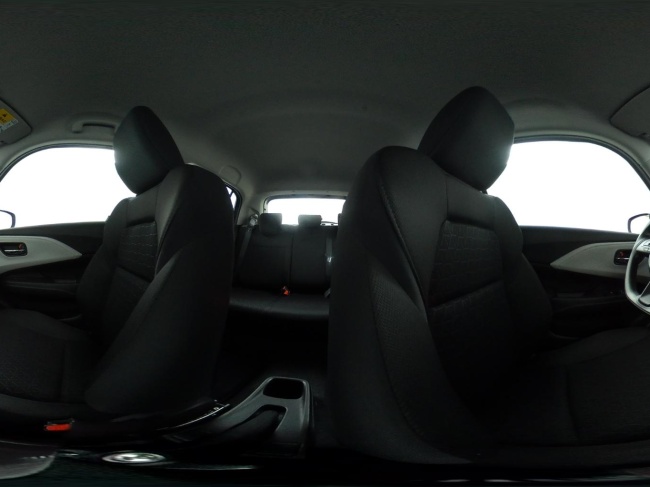 Suzuki Swift - 1.2 Comfort Smart Hybrid