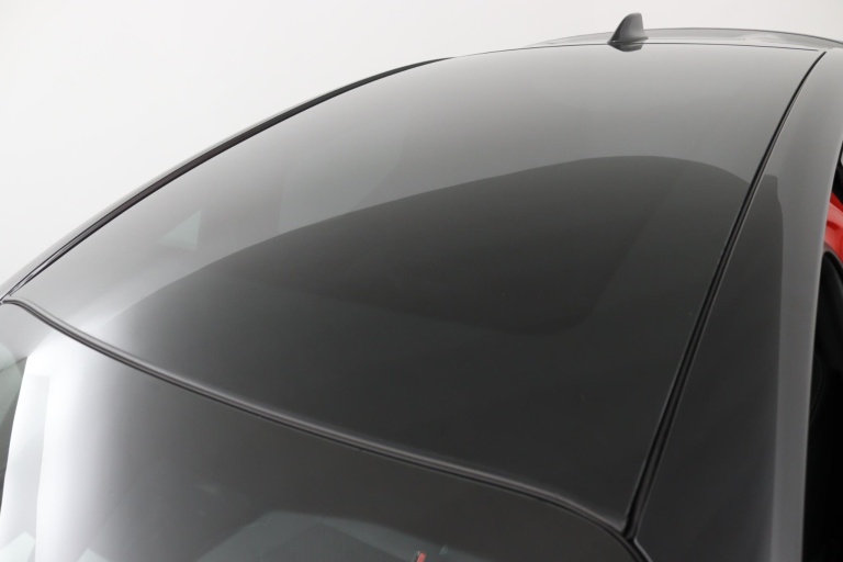 Toyota Yaris - 1.5 Hybrid Executive 14