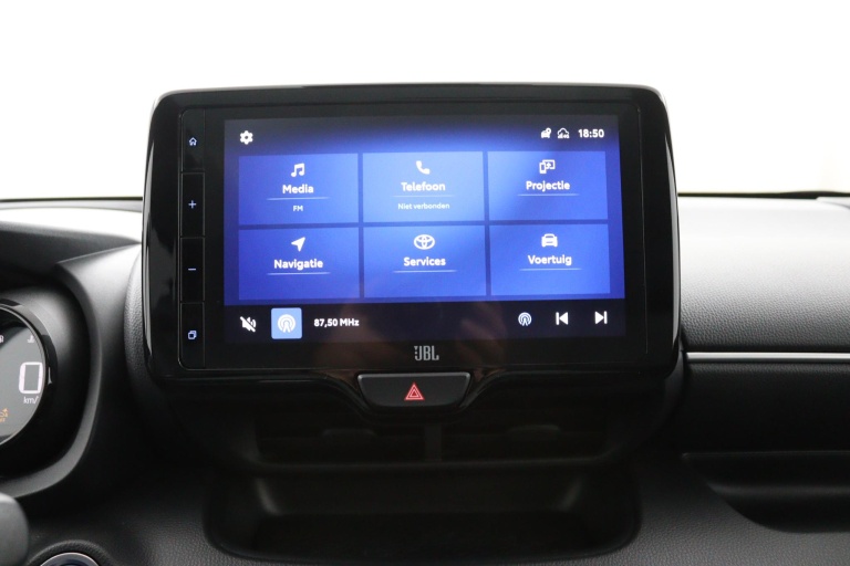 Toyota Yaris - 1.5 Hybrid Executive 17