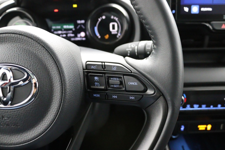 Toyota Yaris - 1.5 Hybrid Executive 21
