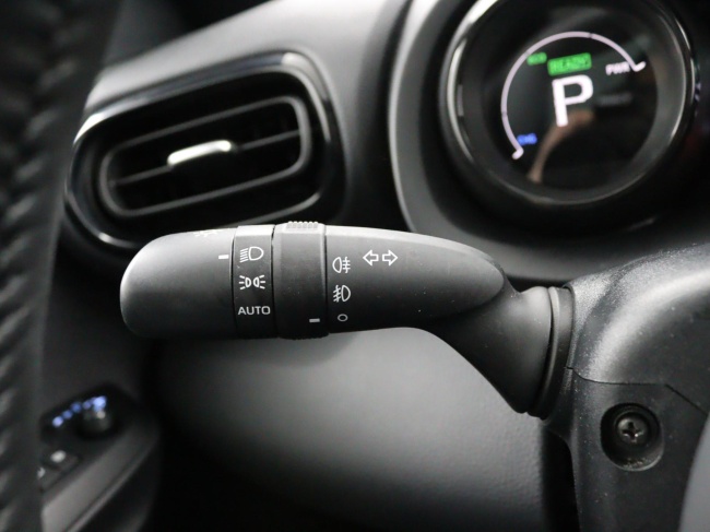 Toyota Yaris - 1.5 Hybrid Executive