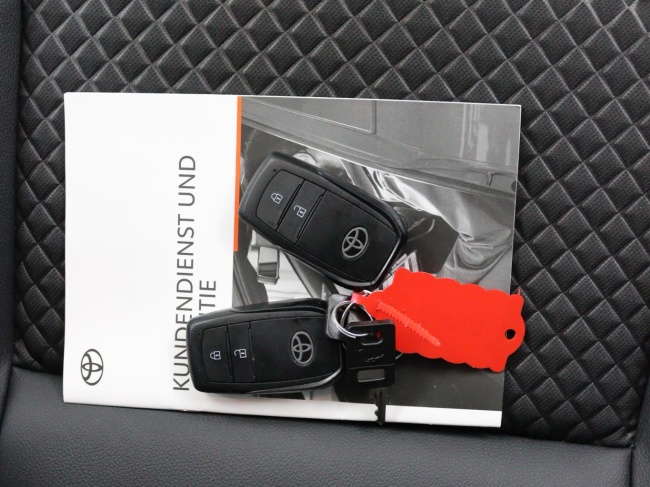 Toyota Yaris - 1.5 Hybrid Executive