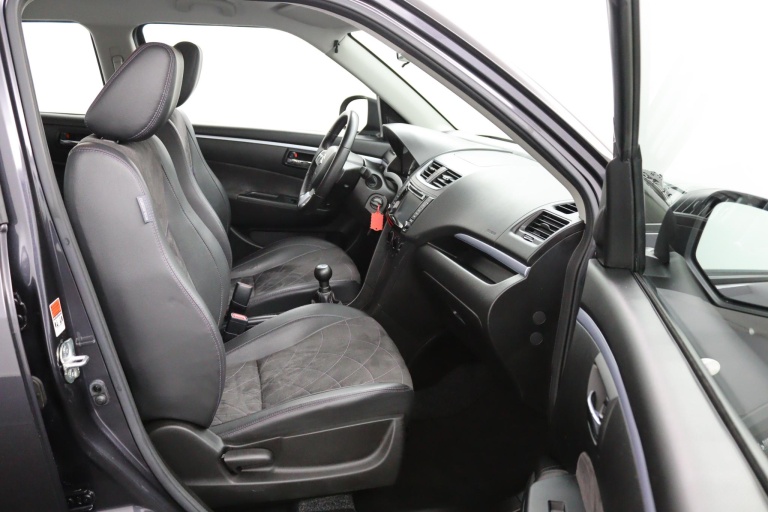 Suzuki Swift - 1.2 Style EASSS 10