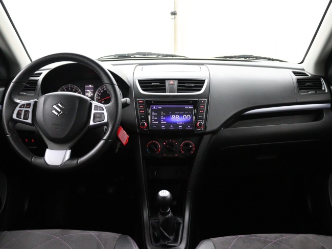 Suzuki Swift - 1.2 Style EASSS