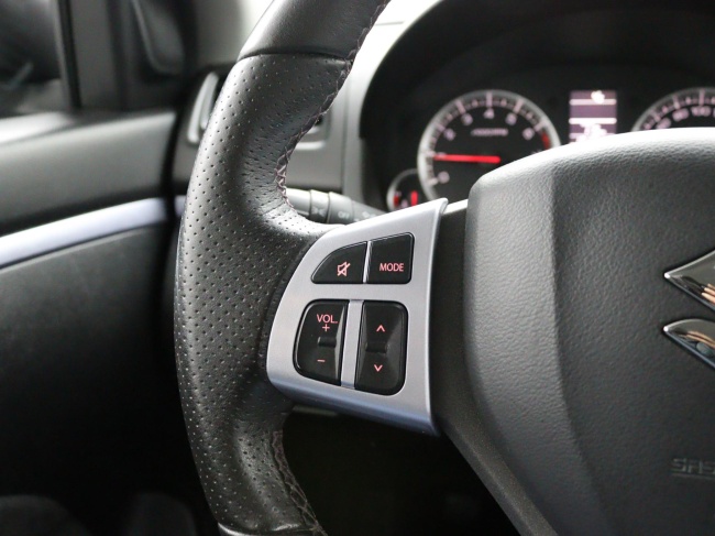 Suzuki Swift - 1.2 Style EASSS