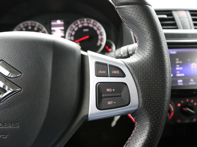 Suzuki Swift - 1.2 Style EASSS