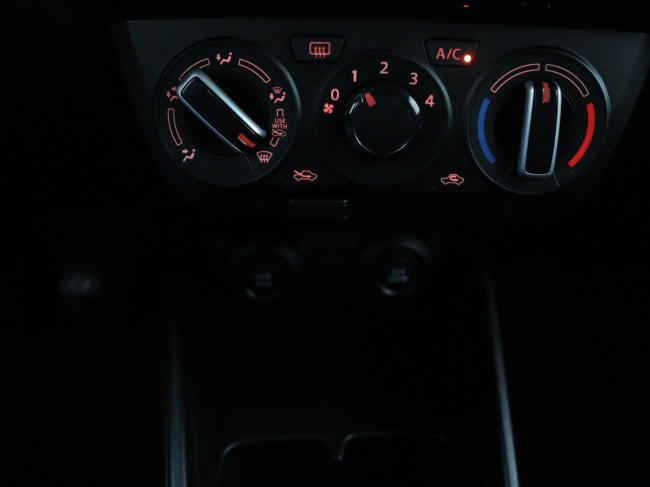 Suzuki Swift - 1.2 Select Smart Hybrid