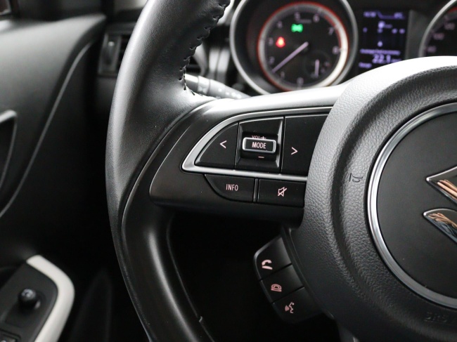 Suzuki Swift - 1.2 Select Smart Hybrid