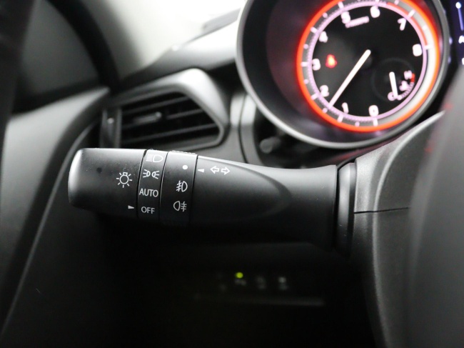 Suzuki Swift - 1.2 Select Smart Hybrid