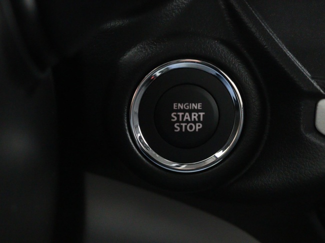 Suzuki Swift - 1.2 Comfort Smart Hybrid