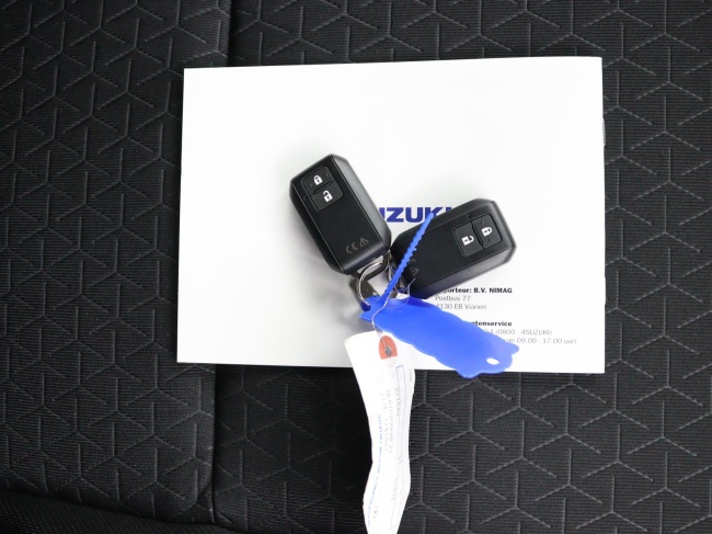 Suzuki Swift - 1.2 Comfort Smart Hybrid