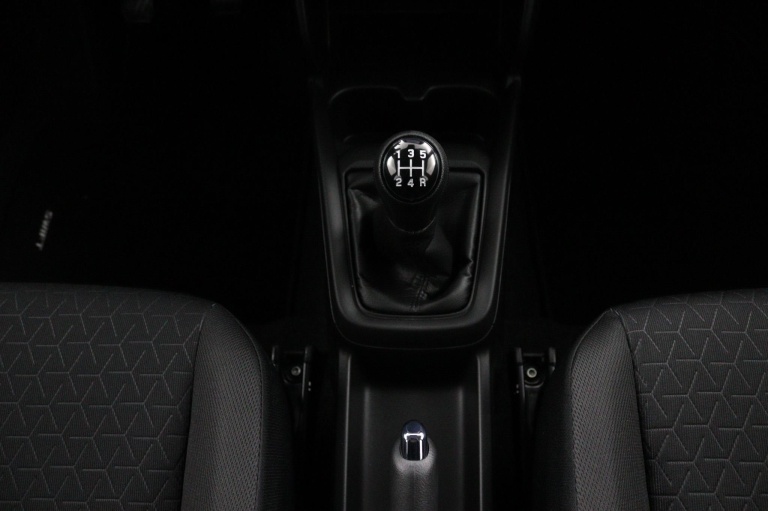 Suzuki Swift - 1.2 Comfort Smart Hybrid 25