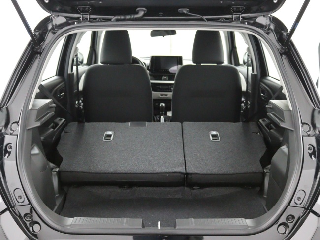 Suzuki Swift - 1.2 Comfort Smart Hybrid