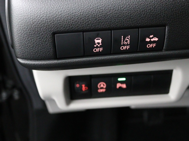 Suzuki Swift - 1.2 Comfort Smart Hybrid