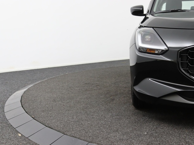 Suzuki Swift - 1.2 Comfort Smart Hybrid