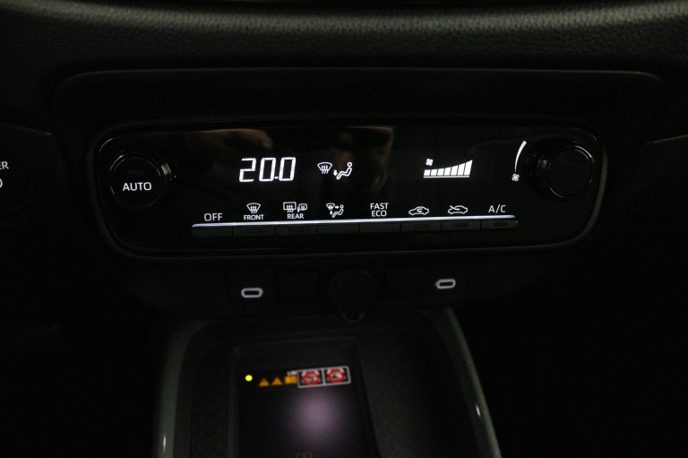 Toyota Aygo X - Hybrid 115 pulse 16