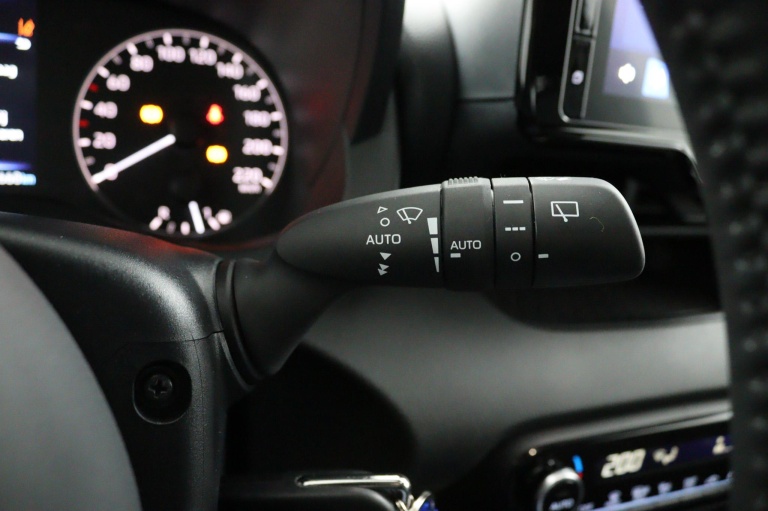 Toyota Yaris - 1.5 Hybrid 115 Comfort 30