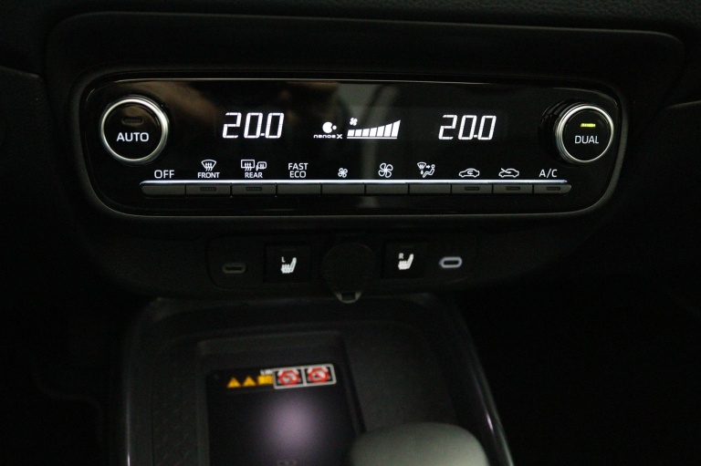 Toyota Aygo X - Hybrid 115 GR Sport 16