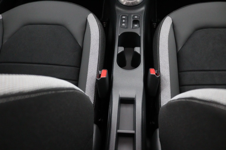 Toyota Aygo X - Hybrid 115 GR Sport 34