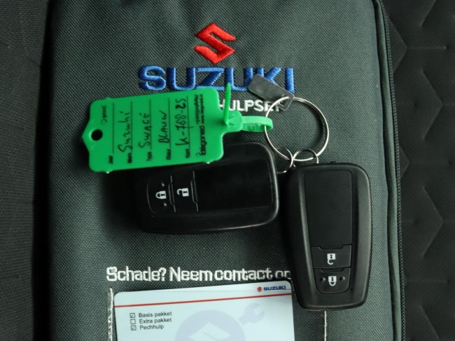Suzuki Swace - 1.8 Hybrid Select