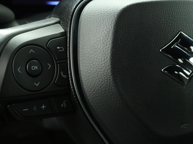 Suzuki Swace - 1.8 Hybrid Select