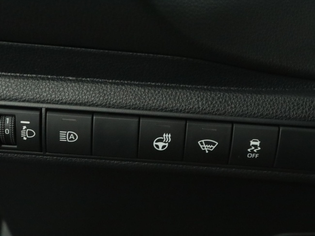 Suzuki Swace - 1.8 Hybrid Select